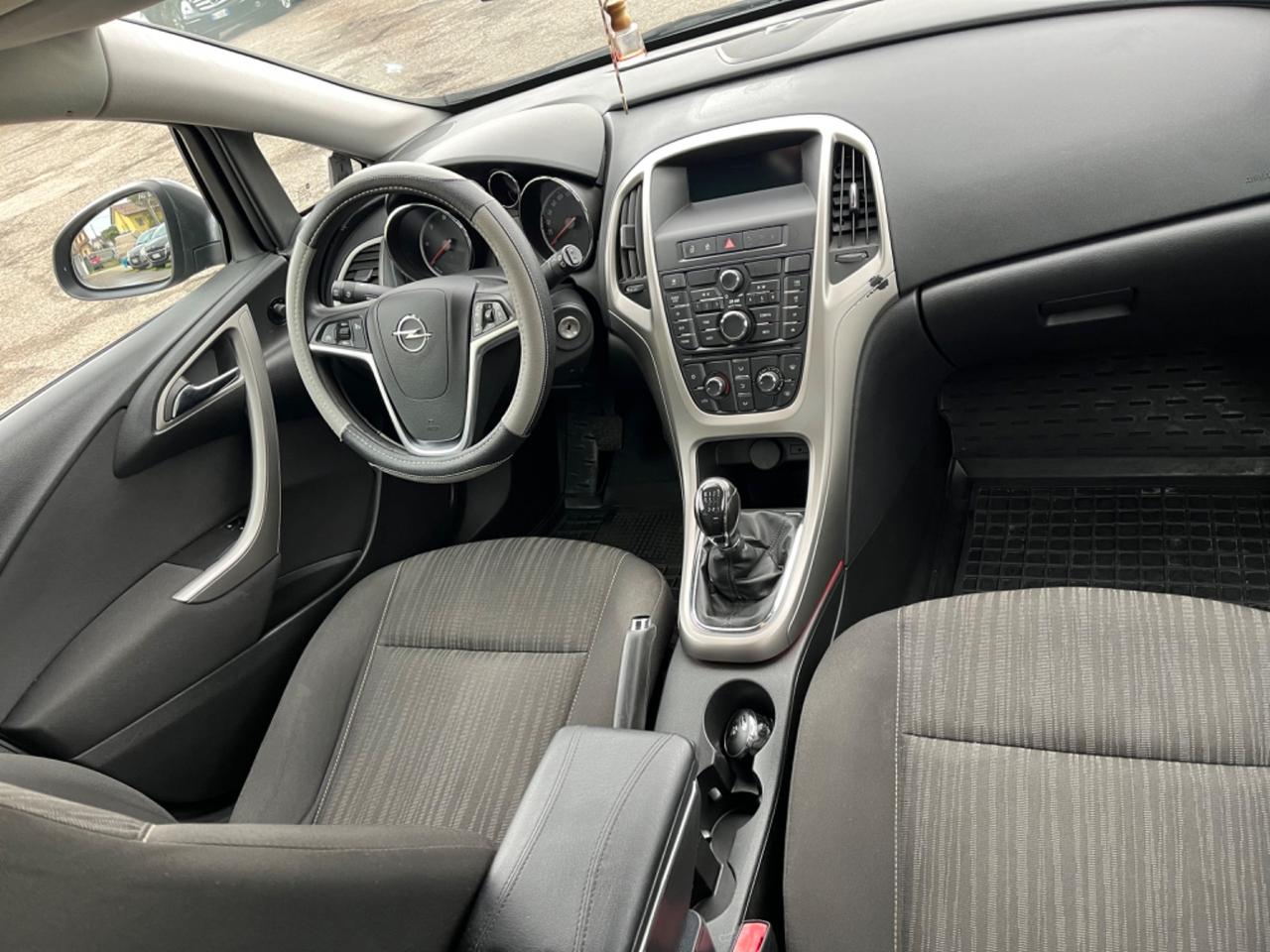 Opel Astra 1.7 CDTI 110CV Sports Tourer Cosmo