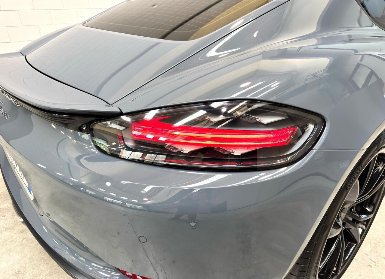 Porsche 718 Cayman 2.0