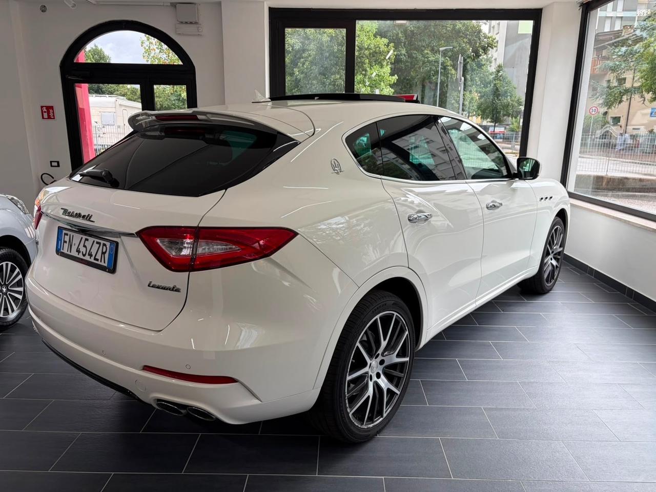 Maserati Levante V6 Diesel 275 CV AWD