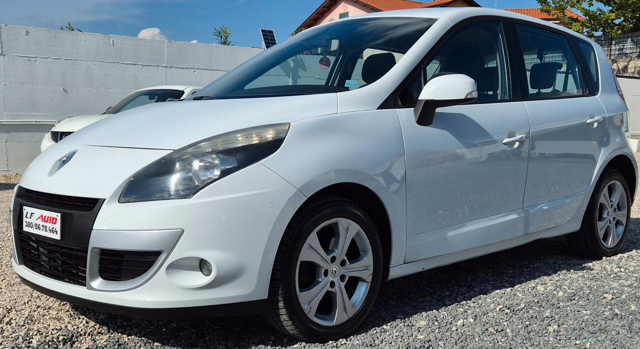 Renault Scenic Scénic X-Mod 1.6 dCi 130CV Dynamique