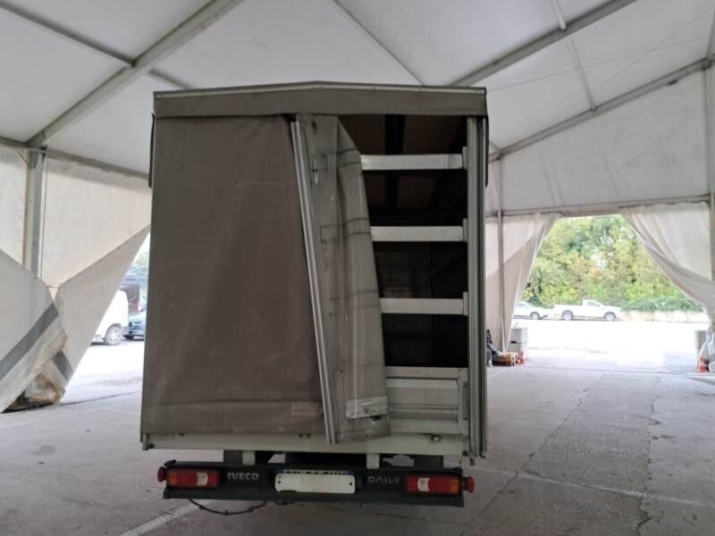 IVECO DAILY 35S16 CENTINA ALZA E ABBASSA