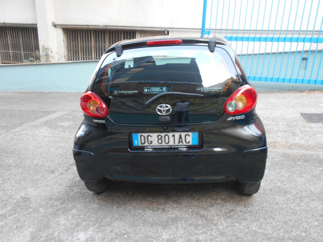 Toyota Aygo 1.0 12V VVT-i 3 porte Now