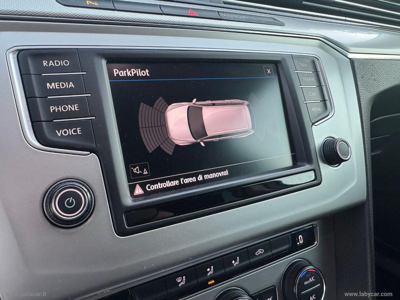 VOLKSWAGEN Passat Variant 2.0 TDI DSG Highline BMT