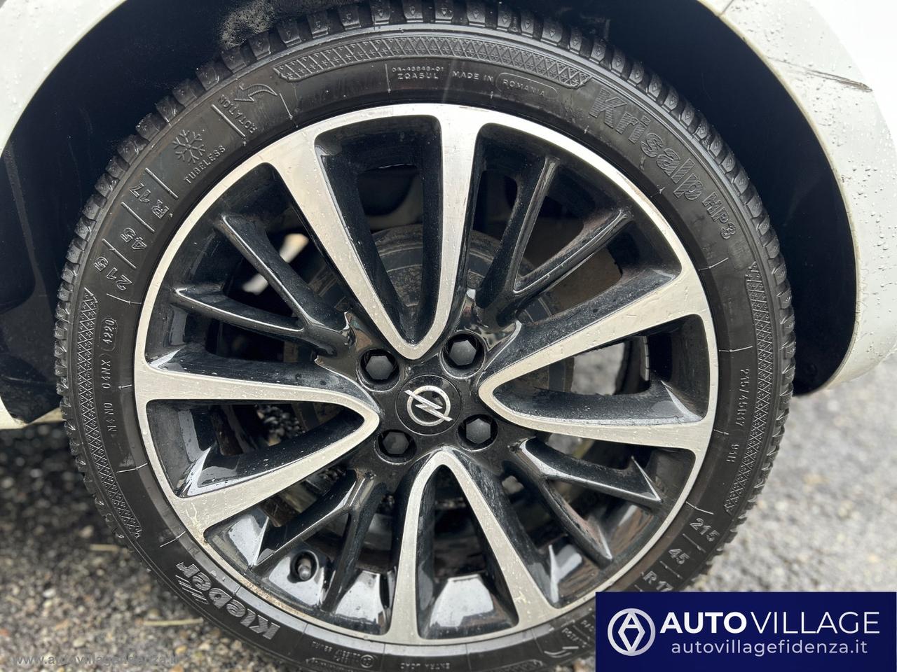 OPEL Corsa 1.3 CDTI 5p. b-Color