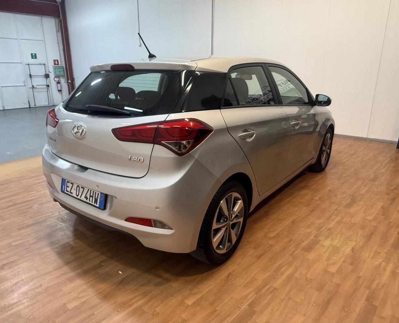 Hyundai i20 1.2 84 CV 5 porte Style