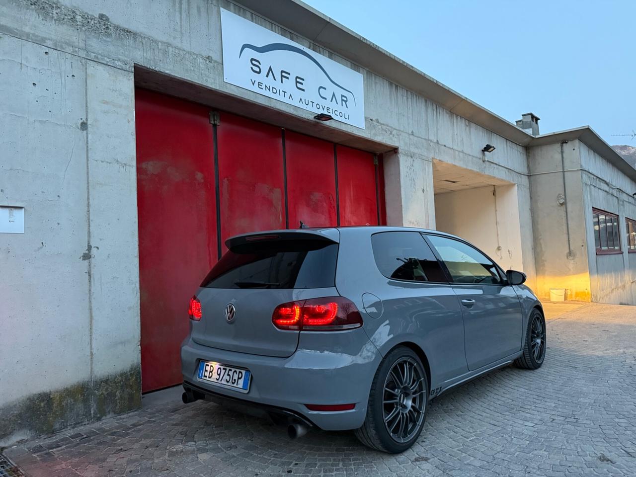 Volkswagen Golf GTI 2.0 TSI 3p.