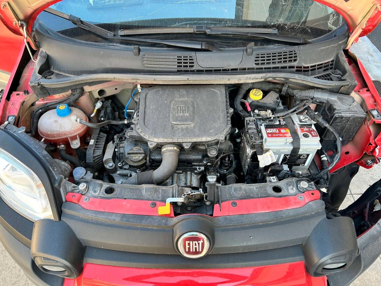 Fiat Panda 1.0 Hybrid Cross - 2022 Incidentata