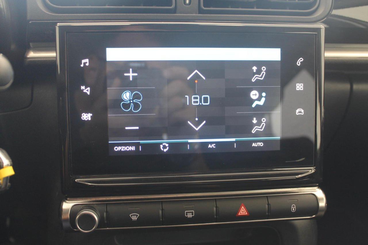Citroen C3 1.2 puretech Feel Pack NAVI 82 Cv.