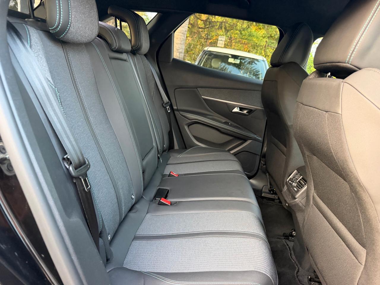 Peugeot 3008 BlueHDi 130 S&S EAT8 Allure Pack 2023