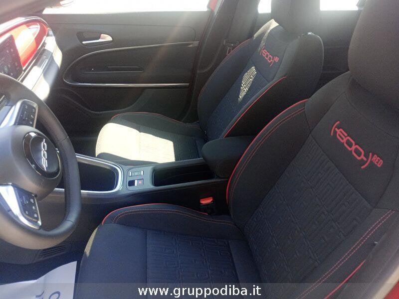 FIAT 600e R2E 600 - Red