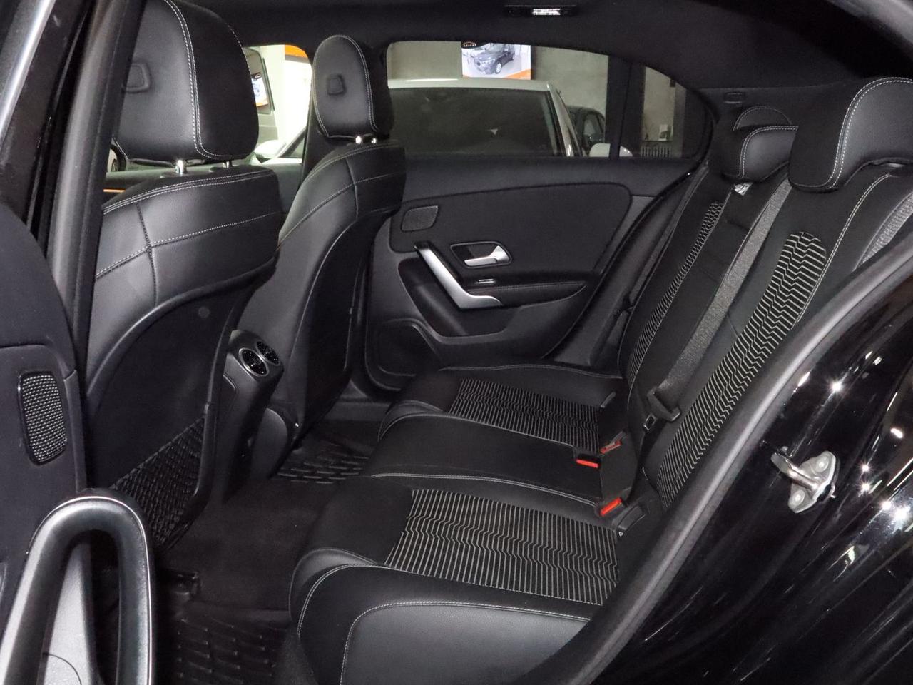 Mercedes-Benz A 180 Sport Night Edition A 18 #9883