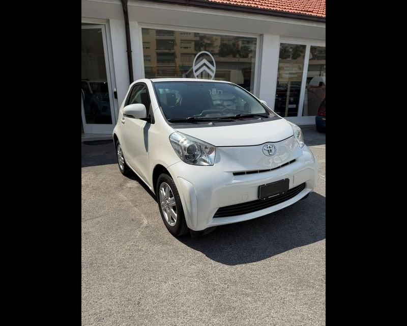 Toyota iQ 1.0