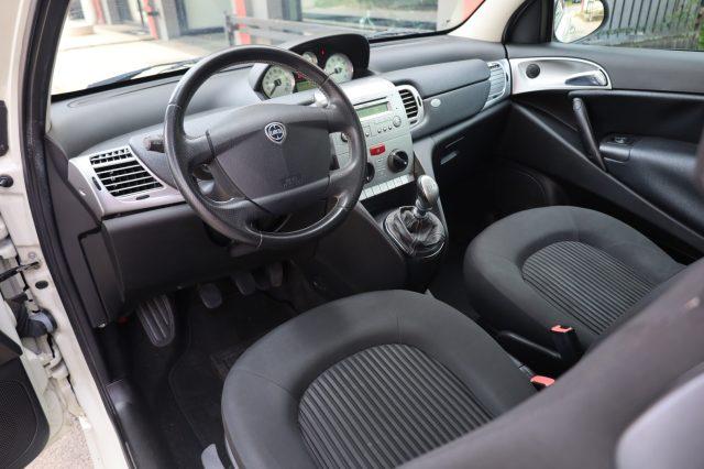 LANCIA Ypsilon 1.2i 69CV 5Porte UniProprietario per NEOPATENTATI