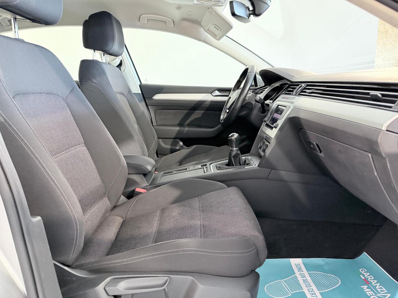 PASSAT 2017 BERLINA 2.0 tdi 150cv SOLI 85 000KM CERTIFICATI