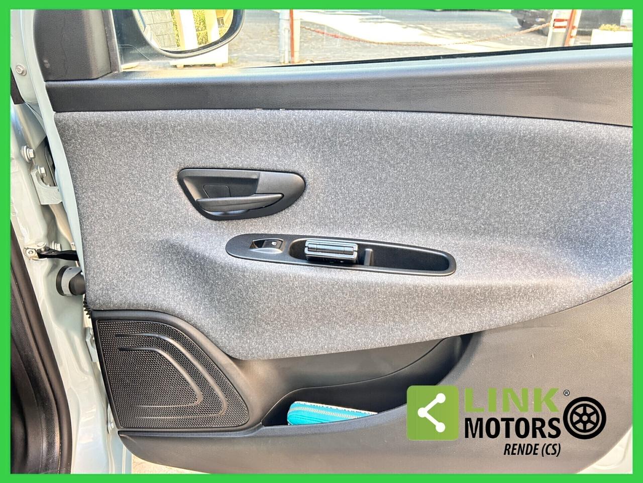 Lancia Ypsilon 1.0 FireFly 5 porte S&S Hybrid 09/2023