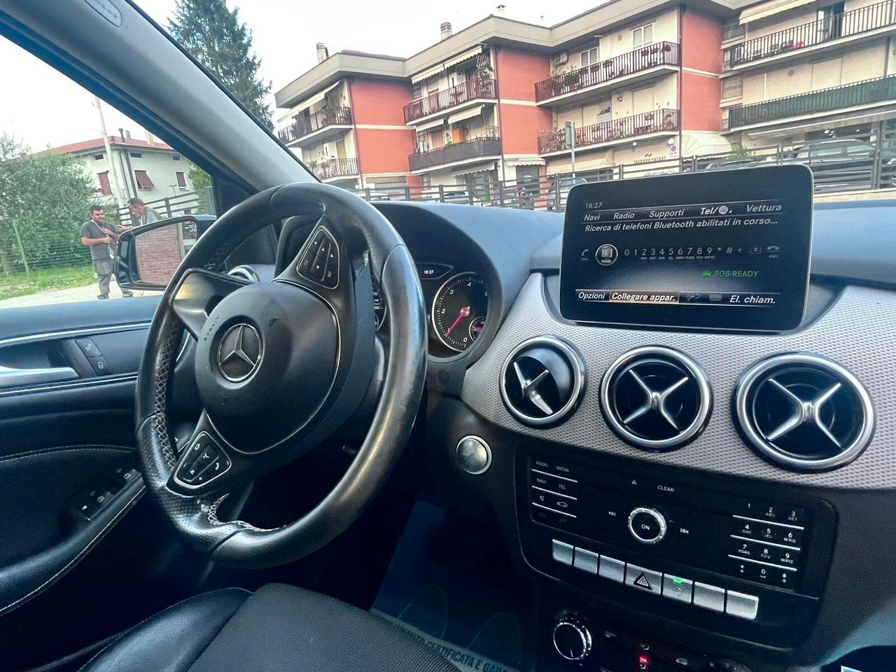 Mercedes-benz B 180 d Premium
