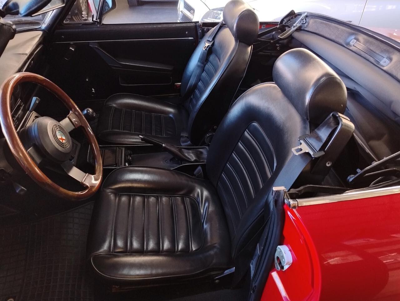 Alfa Romeo Spider DUETTO - 1973