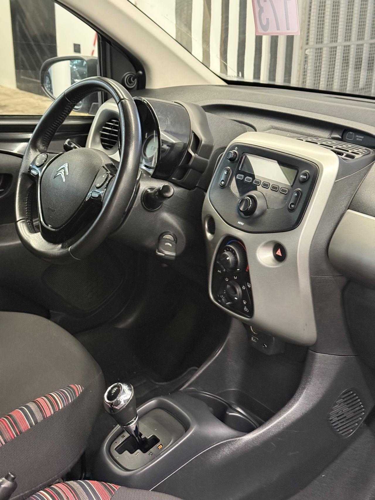 Citroen C1 VTi 68 ETG 5 porte Shine