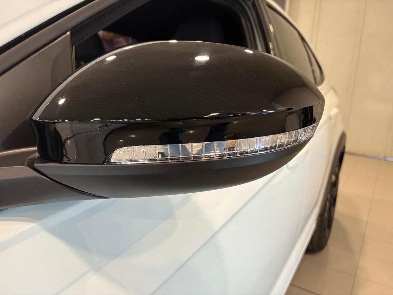 Volkswagen Taigo 1.0 tsi R-Line 115cv