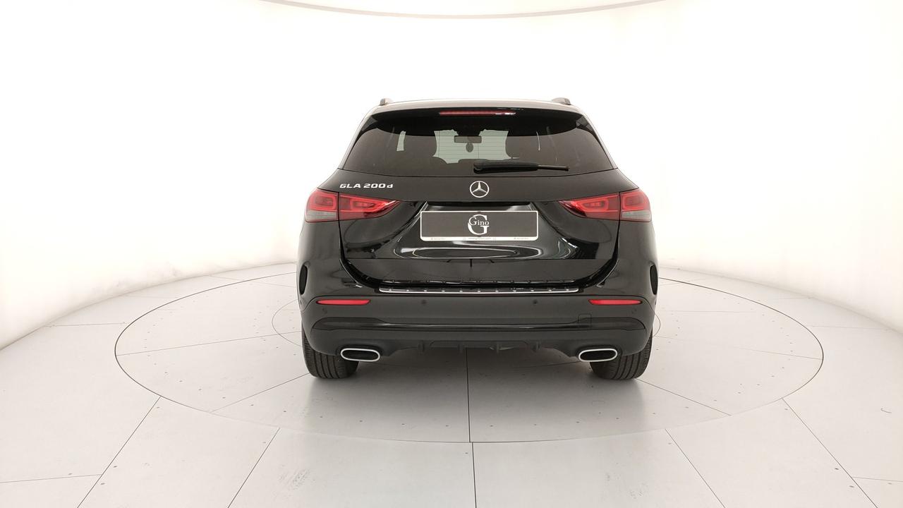 Mercedes-Benz GLA 200 d Premium auto