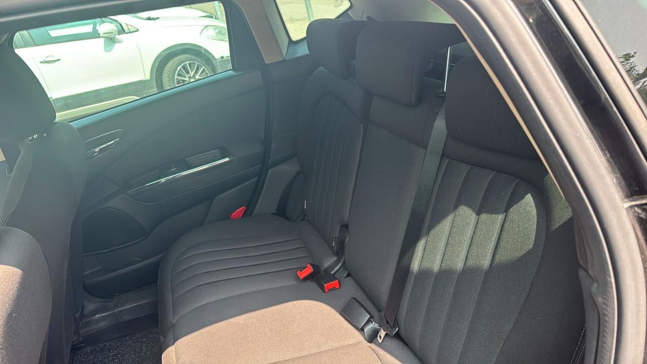 Lancia Delta 1.4 T-Jet 120 CV Silver Ecochic GPL