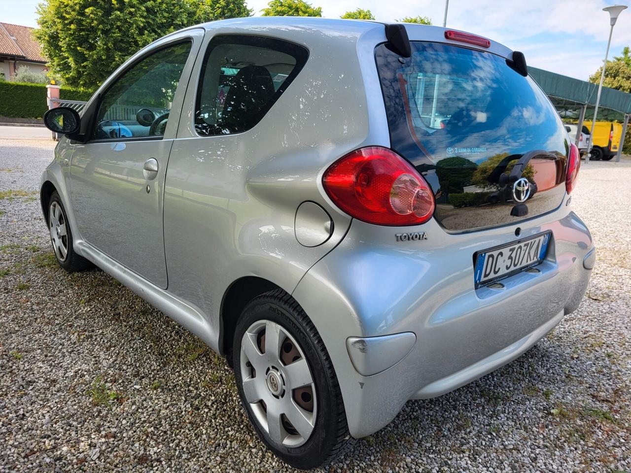 Toyota Aygo 1.0 12V VVT-i 3 porte Sol