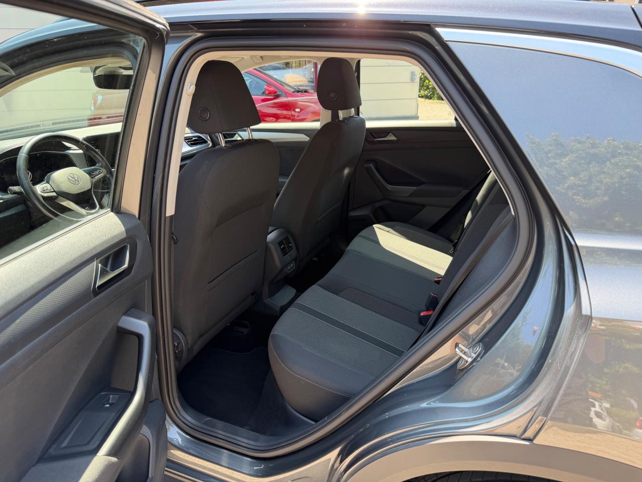 Volkswagen T-Roc 1.0 TSI 110 CV