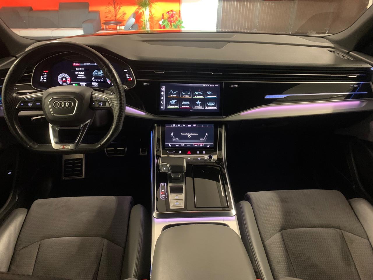 Audi Q8 55 TFSI quattro tiptronic S line