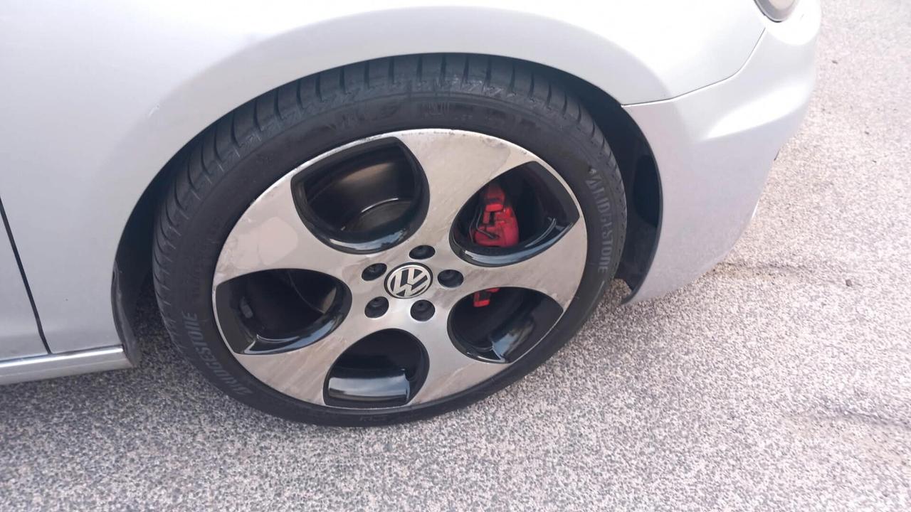 Volkswagen Golf GTI 2.0 TSI 4mot. DSG 5p. R