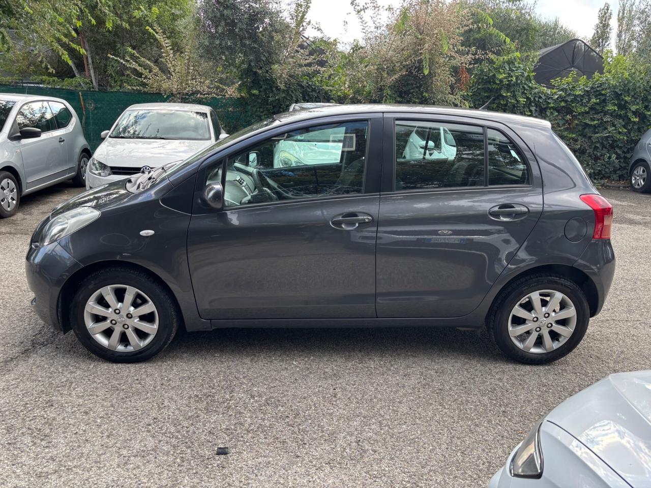 Toyota Yaris 1.3 5 porte Navi OK Neopatentati
