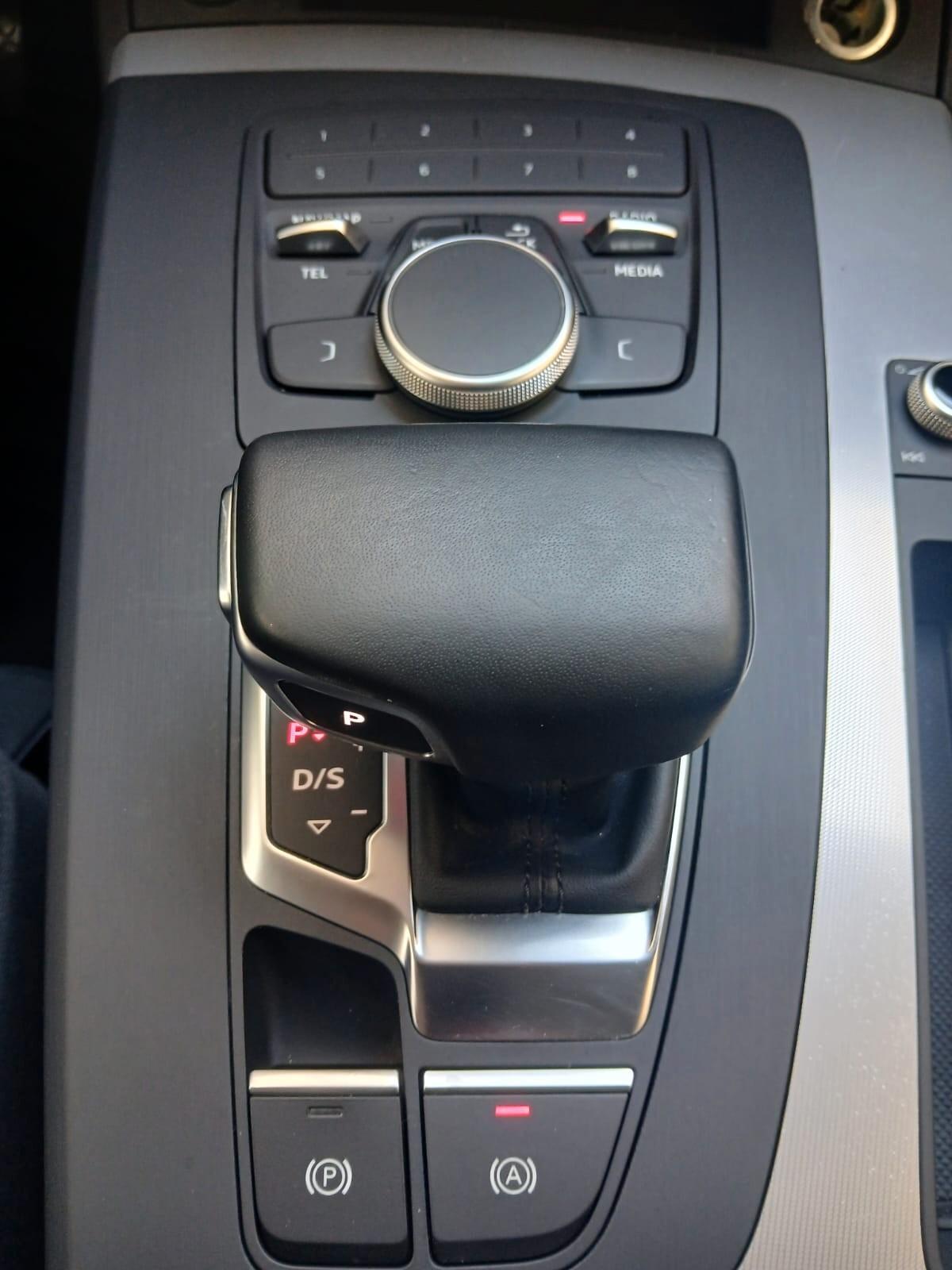 Audi Q5 2.0 TDI quattro S tronic Business Sport