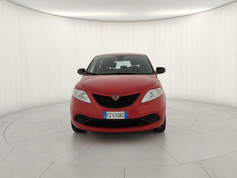 Lancia Ypsilon 1.2 69 CV 5 porte S&S Gold - OK PER NEOPATENTATI