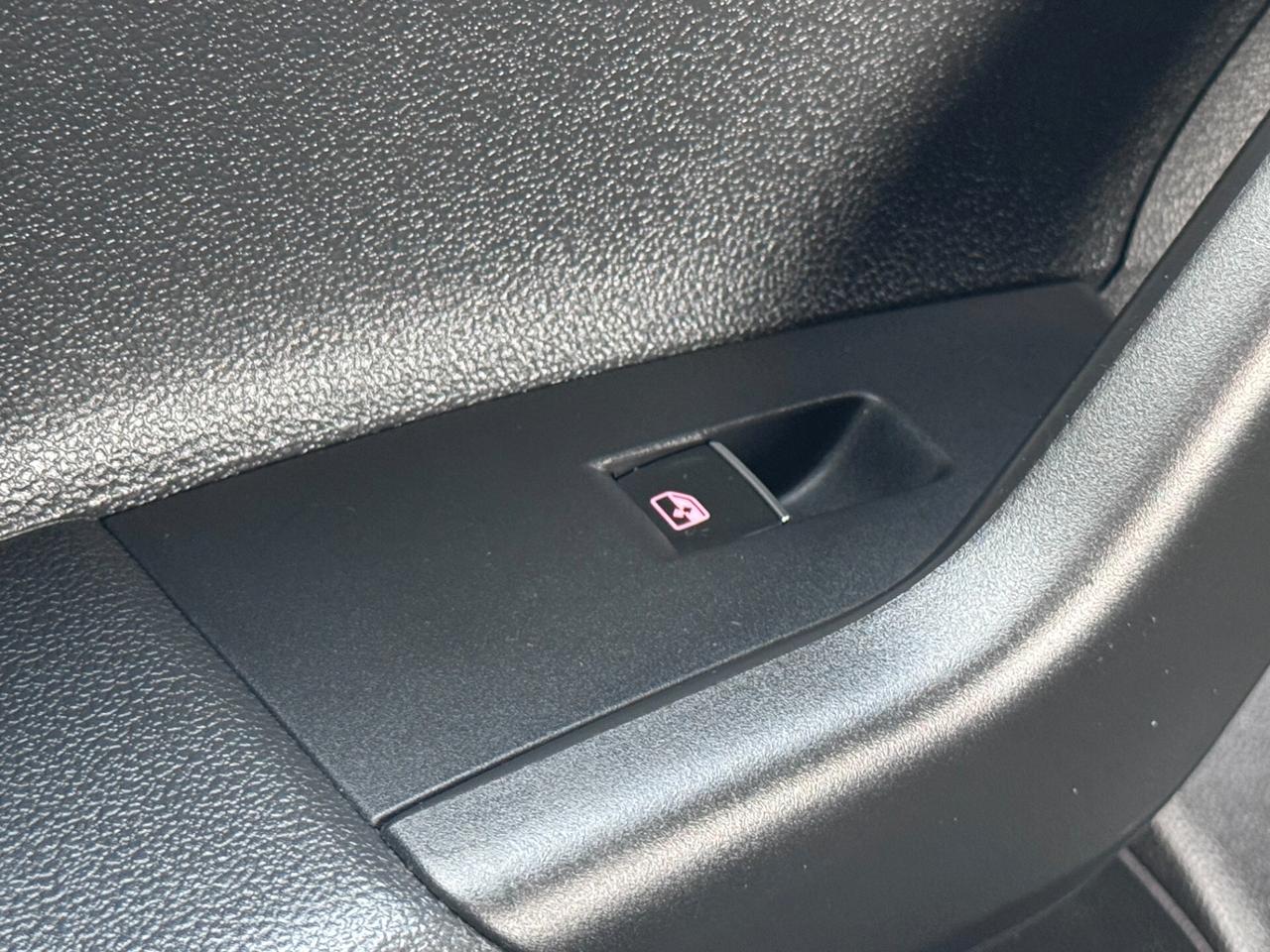 Volkswagen Polo 1.6 TDI 95 CV DSG 5p Comfortline BlueMotion Tech. - OTTIME CONDIZIONI SEDILI RISC. SENSORI