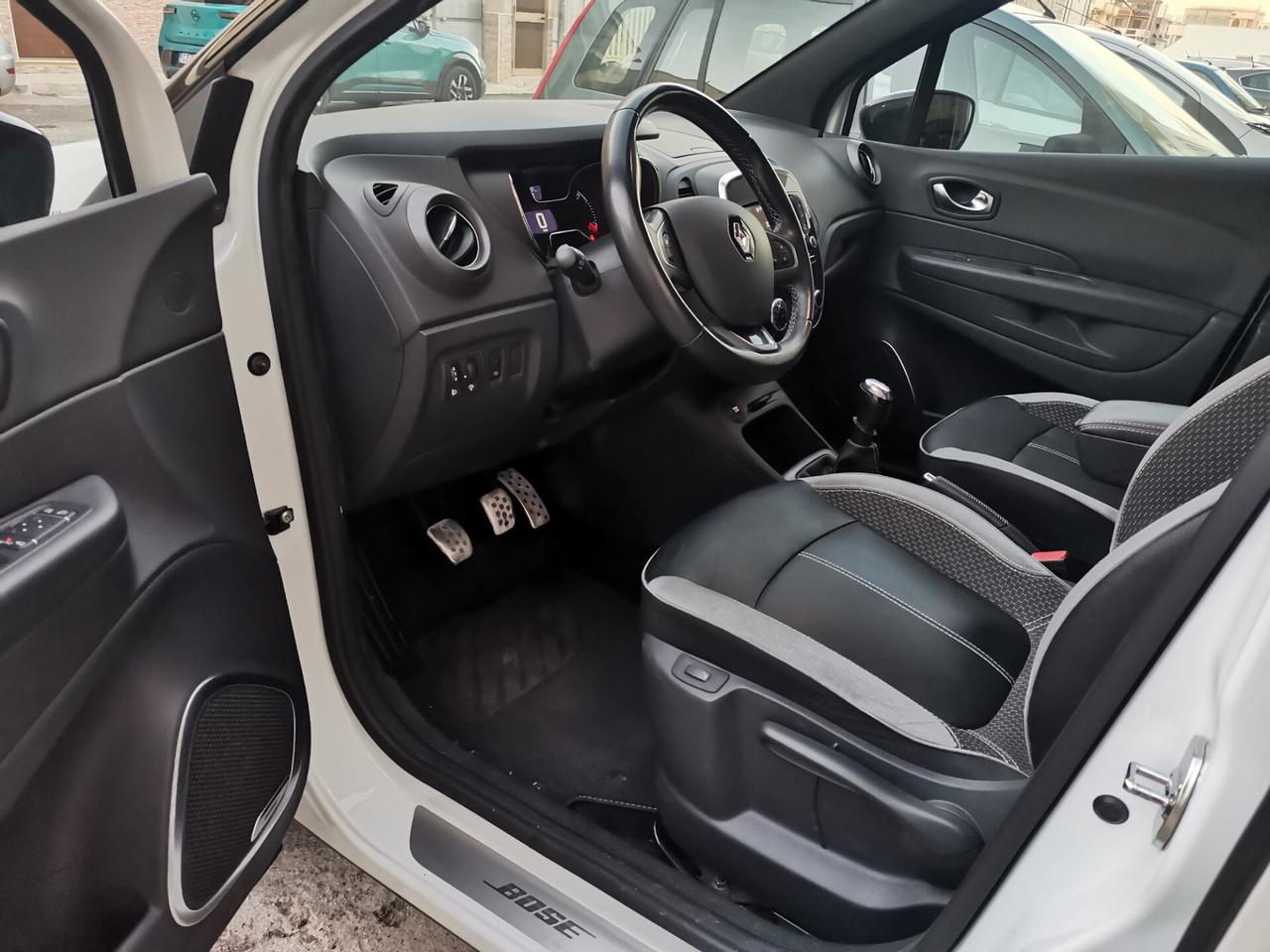 Renault Captur 1.5 dCi 110 CV BOSE sound edition