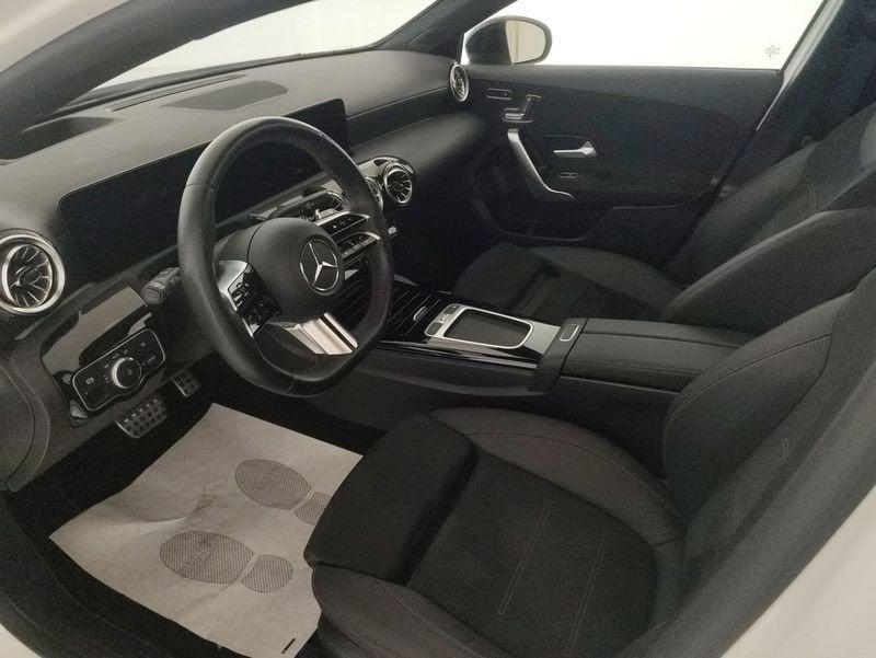 Mercedes-Benz Classe A A 220 d AMG Line Premium Plus auto
