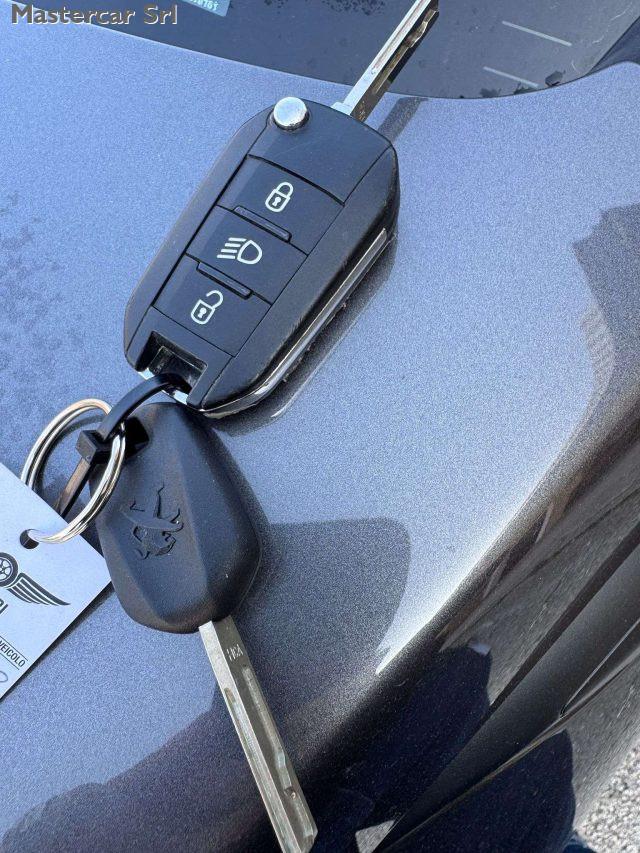 PEUGEOT 2008 2008 1.2 Active Pack TG GH109FY