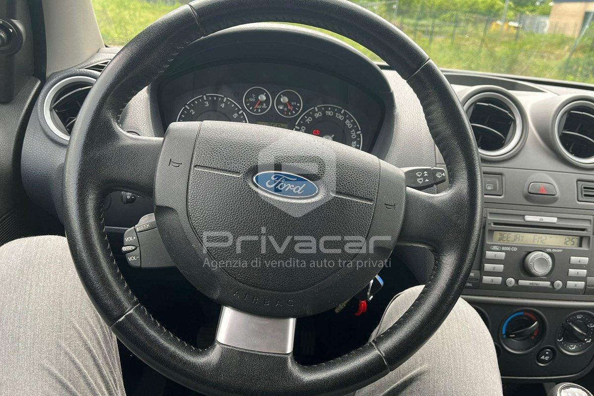 FORD Fiesta 1.2 16V 5p. Ghia