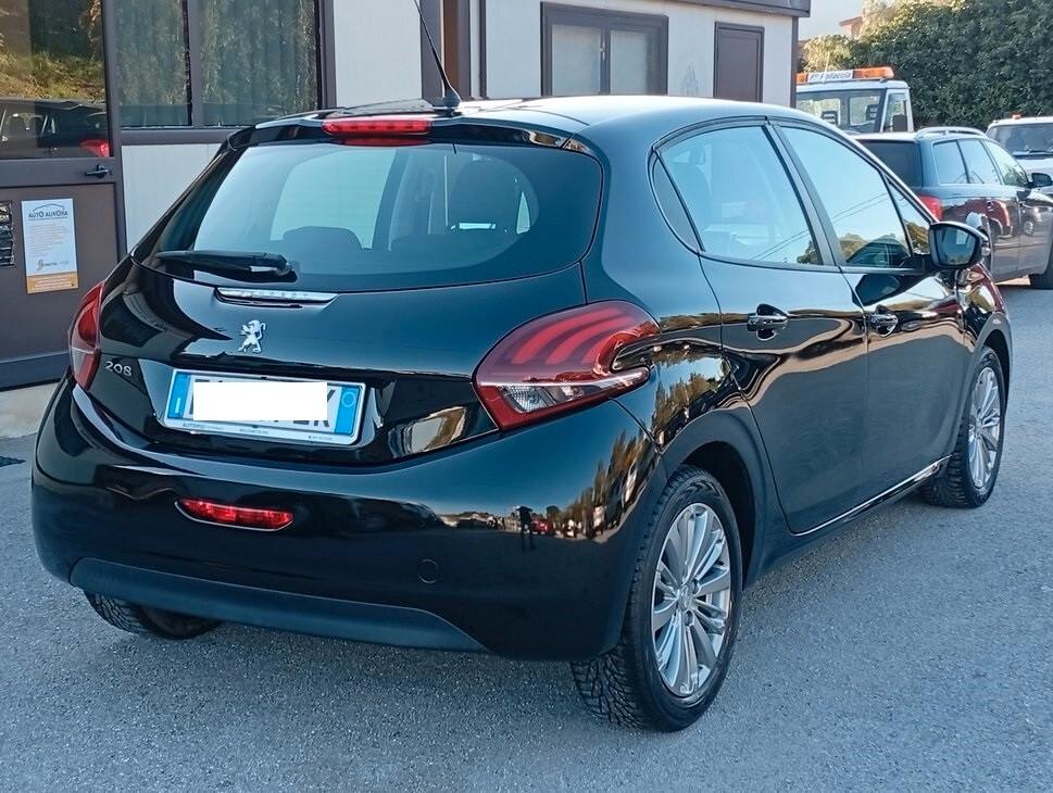 Peugeot 208 PureTech 82 5 porte Allure