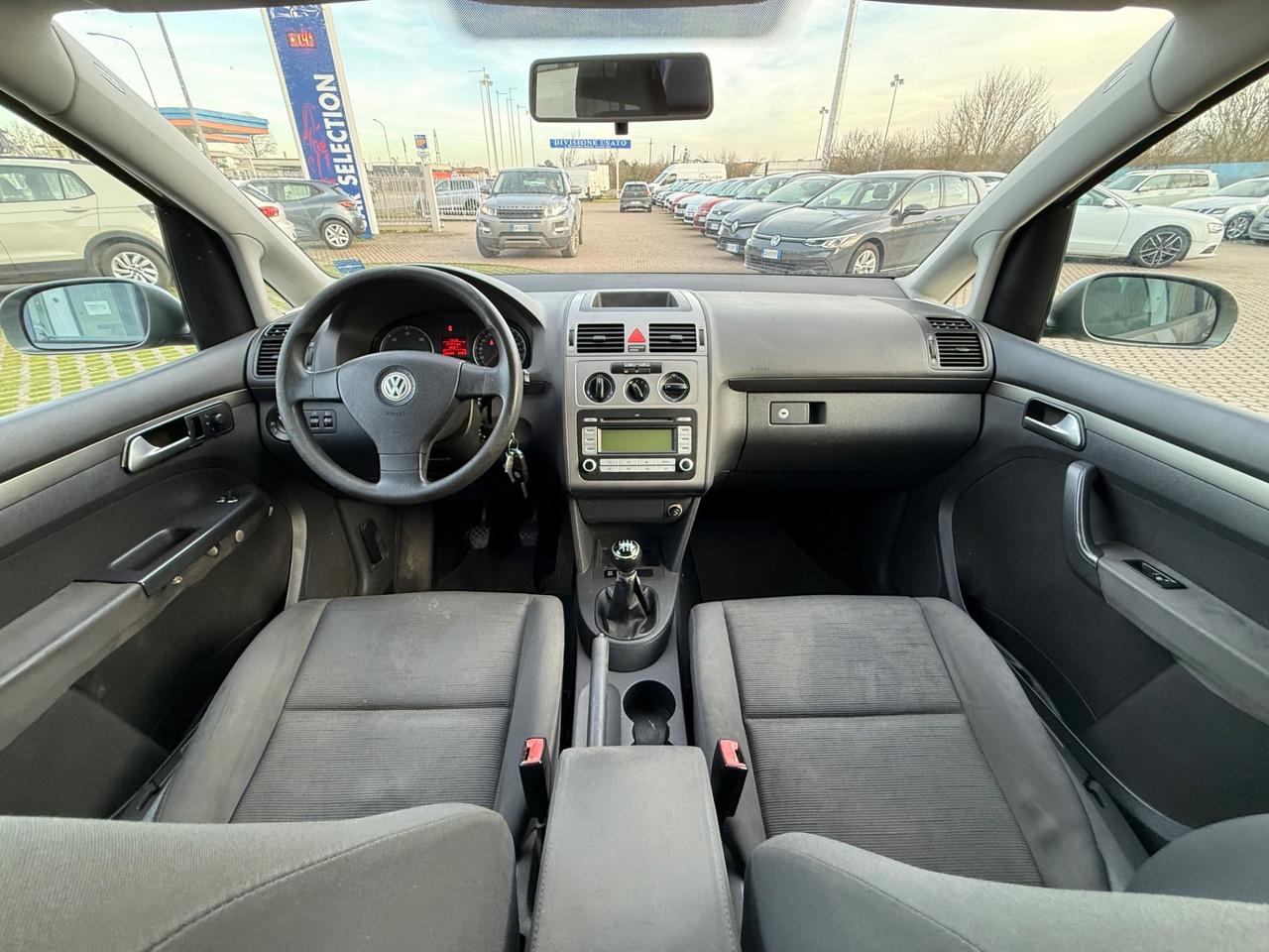 Volkswagen Touran 1.9 TDI 105CV DPF Conceptline OK NEOPATENTATI