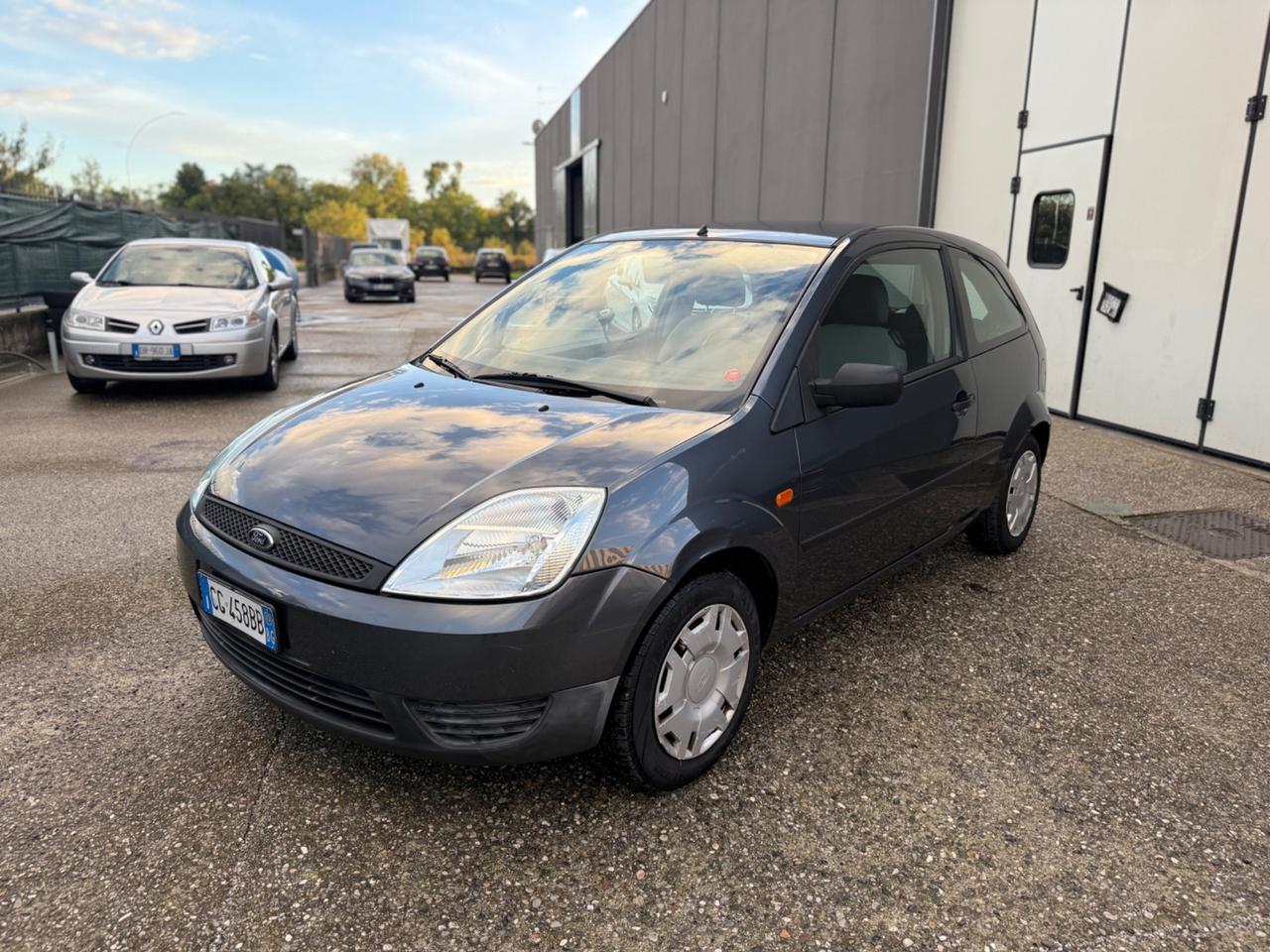 Ford Fiesta 1.2 16V 3p. Ambiente