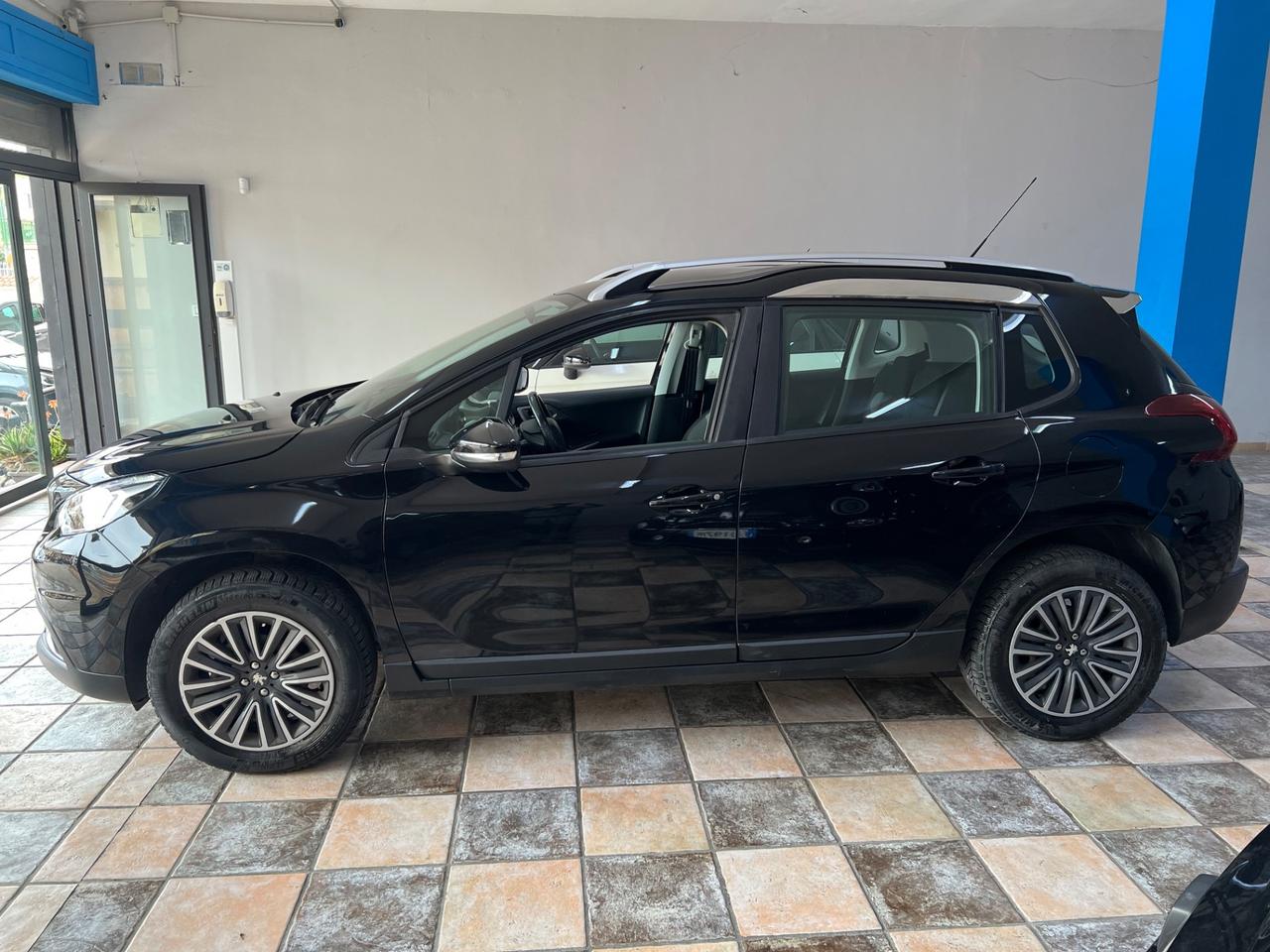 Peugeot 2008 PureTech 82 Allure
