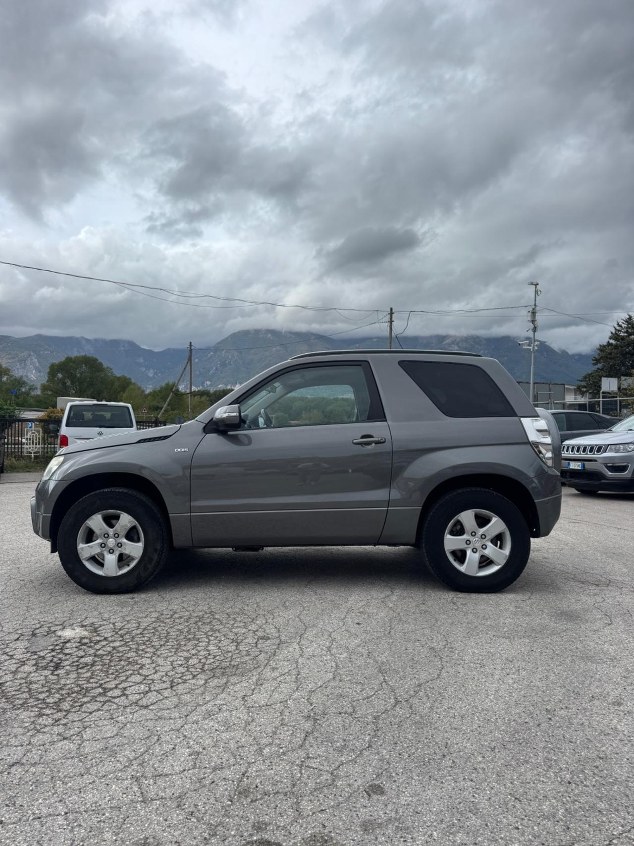 Suzuki Grand Vitara 1.9 DDiS 3p. Special Edition
