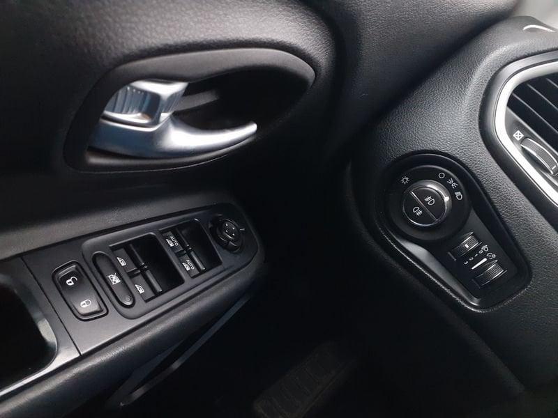 Jeep Renegade 1.6 Mjt DDCT AUTOMATICO 120 CV Limited GARANZIA