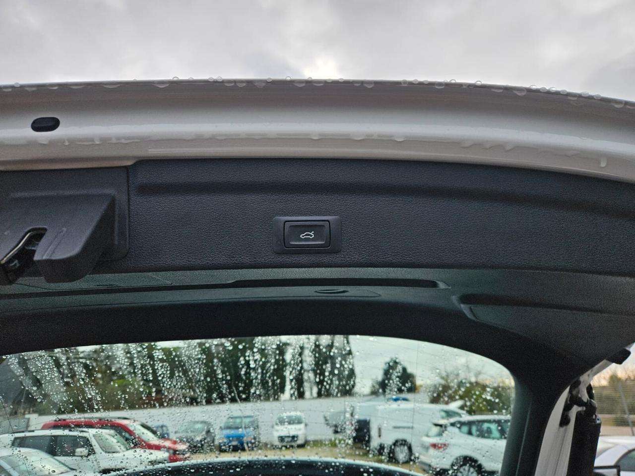 Audi Q3 35 TDI Sportback s line edition