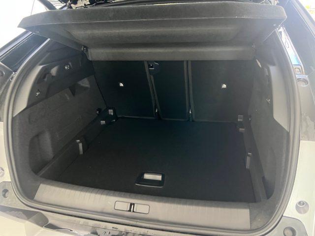 PEUGEOT 3008 Hybrid 145 e-DCS6 GT da?379,00 mensili