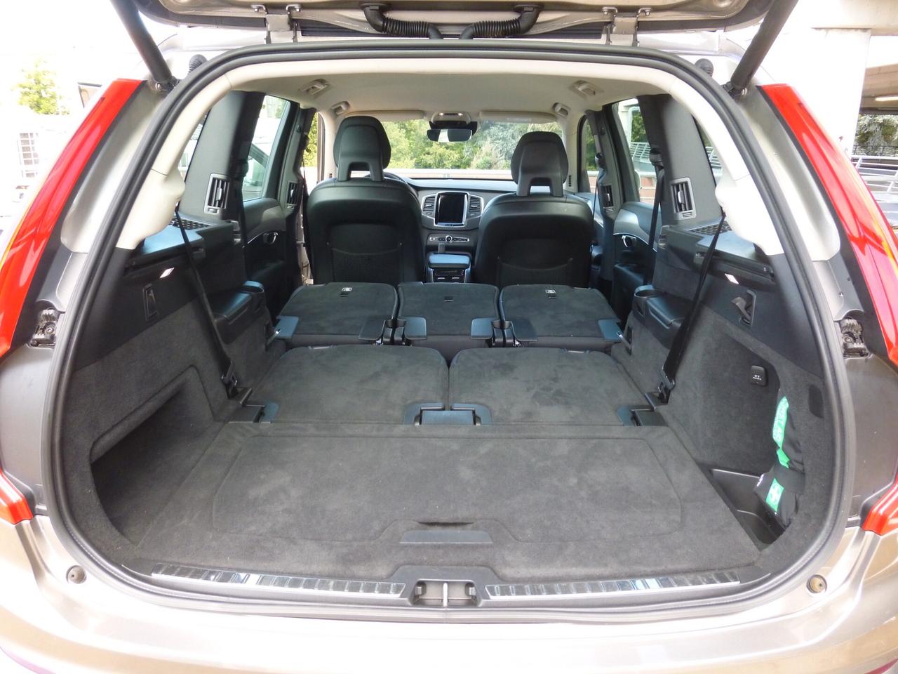 Volvo XC 90 XC90 T8 Recharge AWD Plug-in Hybrid aut. 7 posti Inscription