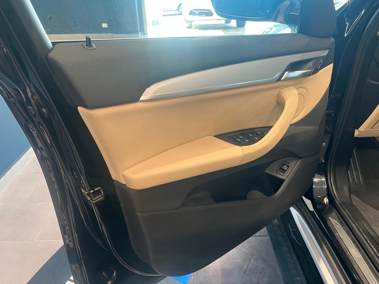 Bmw X1 sDrive18d xLine