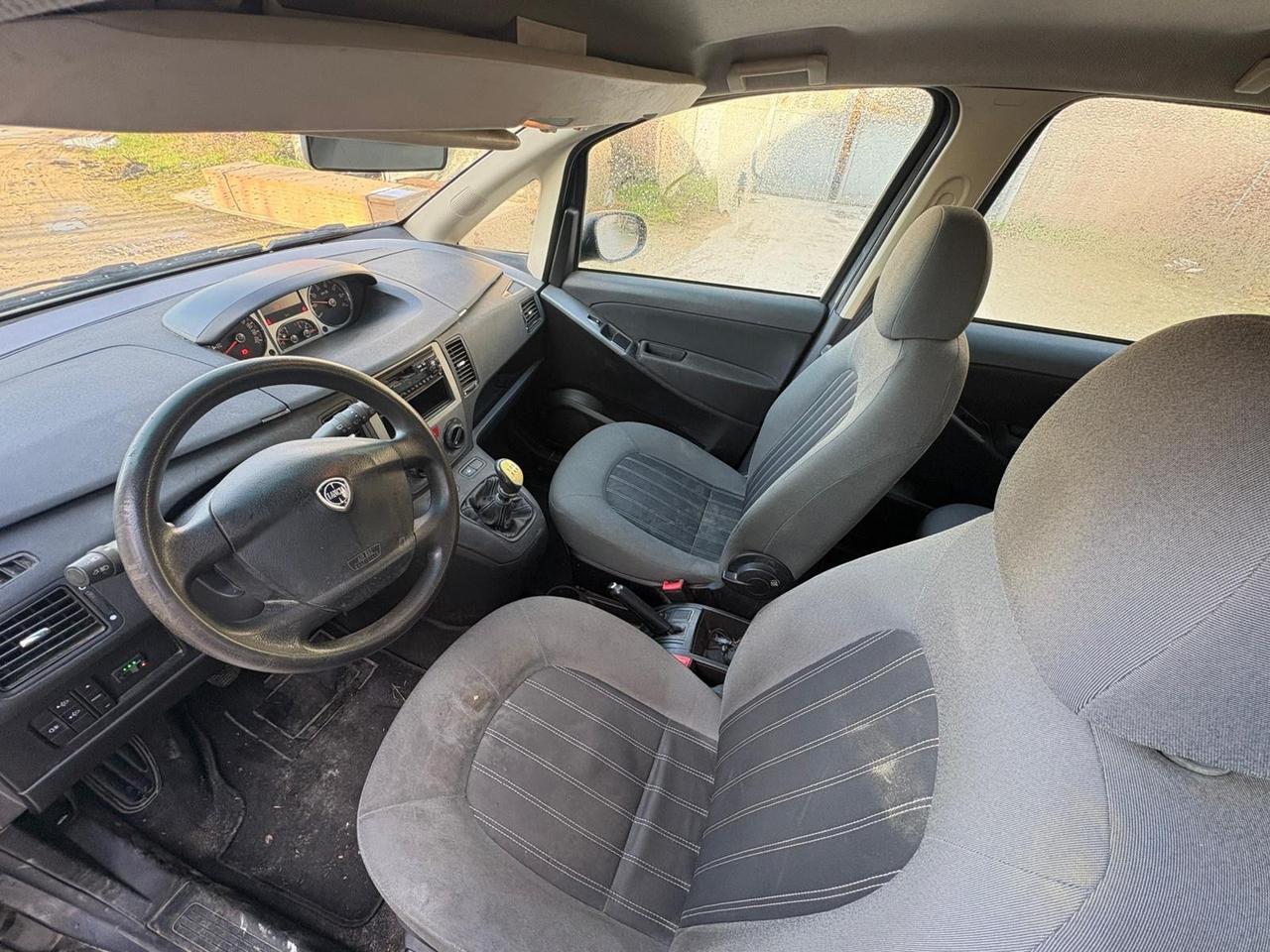 Lancia MUSA 1.4 8V Ecochic (GPL) Gold 2012 207.000 KM