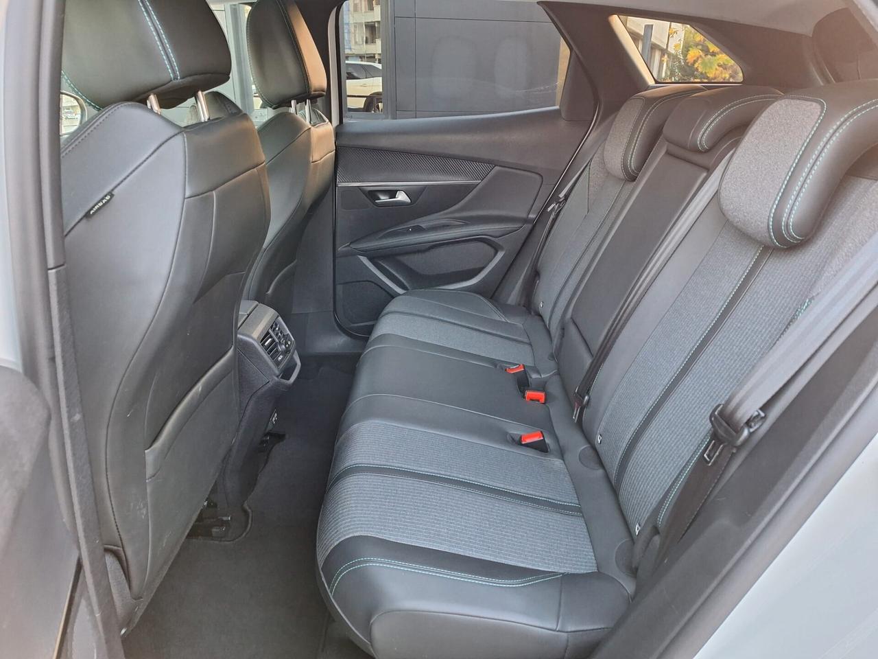 Peugeot 3008 BlueHDi 130 S&S EAT8 Allure IVA ESPOSTA