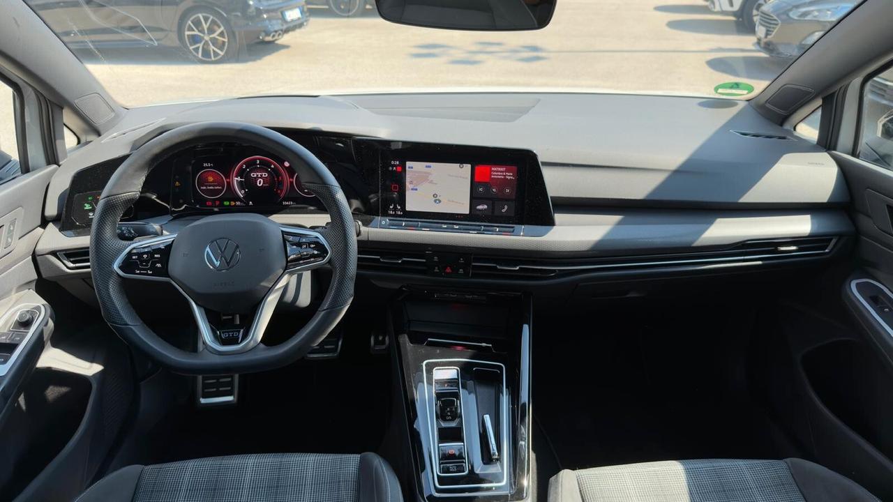 Volkswagen Golf 2.0 TDI DSG GTD/PRONTA CONSEGNA/PROMO/TETTO/IQ LIGHT/CERCHI 19/HEAD UP DISPLAY/FULL OPTIONAL/